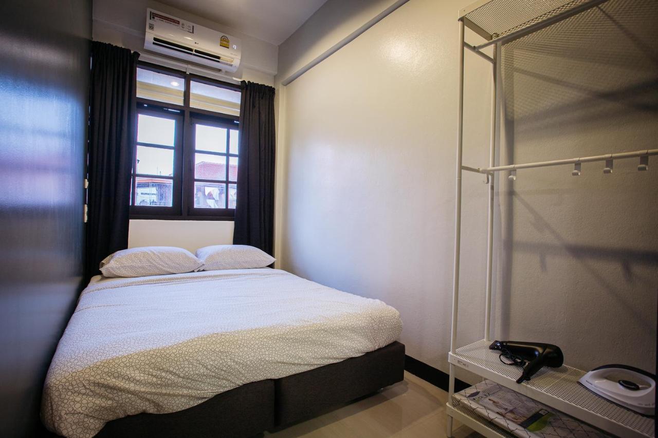 T3 Two Bedrooms Wifi Full Kitchen 1 Min To Bts Bangkok Bagian luar foto