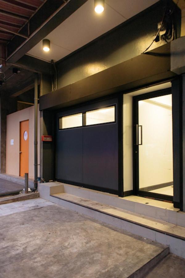 T3 Two Bedrooms Wifi Full Kitchen 1 Min To Bts Bangkok Bagian luar foto